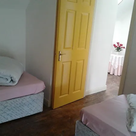 Westland Traditional Dated 1700's * Ardea